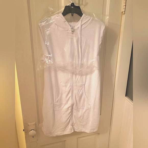 Laura Scott Dresses & Skirts - Laura Scott Spring French Terry Zip Up Dress